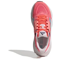 adidas Adistar Low Top Sneakers in Yellow