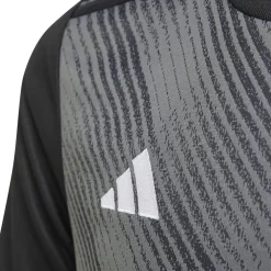 adidas Nürnbrg Jersey in Grey