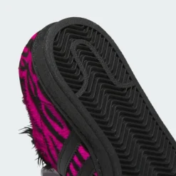 adidas Originals Bon Cmps 80 in Brown