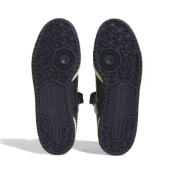 adidas Originals Forum 84 Low Trainers in inkwell