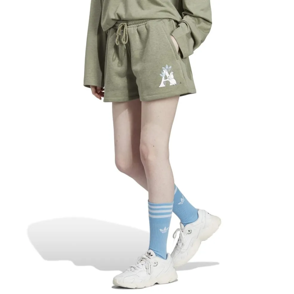 adidas Originals Moomin Sweat Shorts in Green