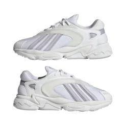 adidas Originals Oztral Trainers in White