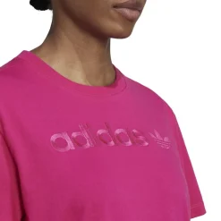 adidas Originals Regular Fit Crew Neck T-Shirt in Pink