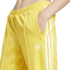 adidas Originals W Montreal tp in Yellow