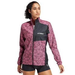 adidas Terrex Trail Running Wind Jacket in Pink