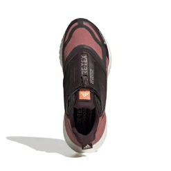 adidas Ultraboost 22 Gore-Tex Running Shoes in Red