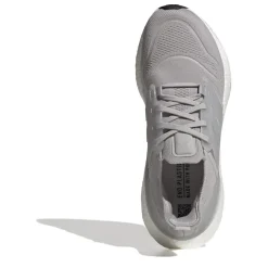 adidas Ultraboost 22 W in Grey