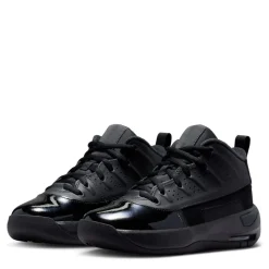 Air Jordan Max Aura 7 in Black