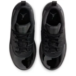 Air Jordan Max Aura 7 in Black