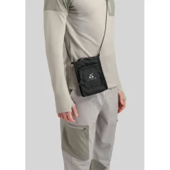 ALTRYN Xbody Bag in Black