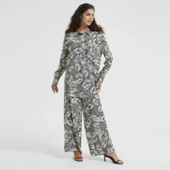 Be You Printed Shirt in Grey