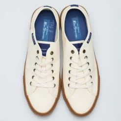 Ben Sherman Canvey Trainers in Off White