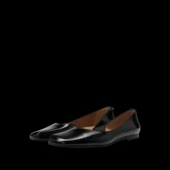 Boss Rose Ballerina Shoes in Black