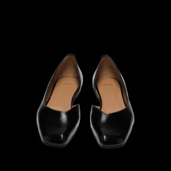 Boss Rose Ballerina Shoes in Black