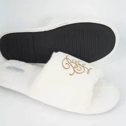 Brave Soul Toe Slipper in White