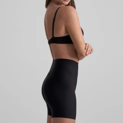 Bye Bra Bra Unistretch Mid Shorts in Black