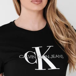 Calvin Klein Jeans Logo T-Shirt in Black