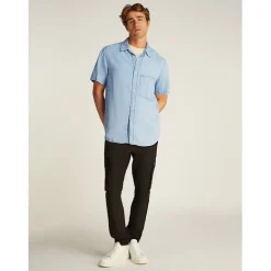 Calvin Klein Jeans Regular Fit Short Sleeve Denim Shirt in Blue