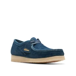 Clarks Originals Wallabee Shoes in Navy