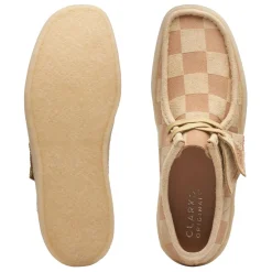 Clarks Originals Wallabee Cup Suede Shoes in Brown