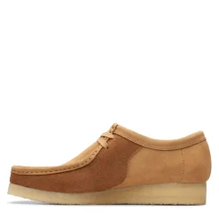 Clarks Originals Wallabee Shoes in Tan