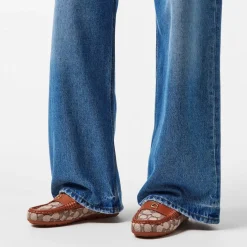 Coach C Driver in Brown