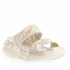 Crocs Crush Marbled Sandals in Multi colour
