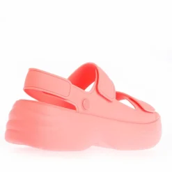 Crocs Skyline Sandals in Pink
