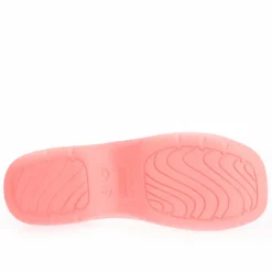 Crocs Skyline Sliders in Pink