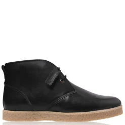 Farah Chukka Boots in Black