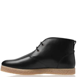 Farah Chukka Boots in Black
