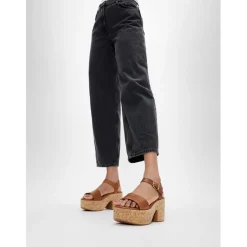 Fit Flop Platfforms in Brown