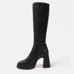 I Saw It First Saw It First Knee High Boots Woman in Black