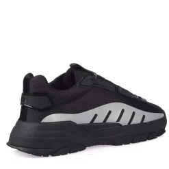 Lavair Exo Trainers in Black