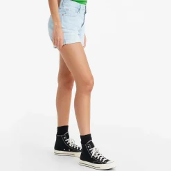 Levis 501 Rolled Shorts in Light Blue