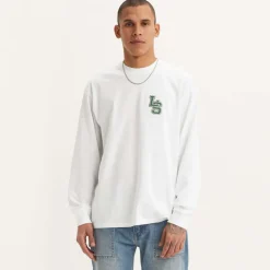 Levis Classic Long Sleeve Relaxed T-Shirt in White