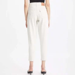 Levis High Waisted Mom Jeans in White