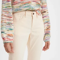 Levis Middy Bootcut Jeans in Cream