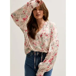 Lily and Lionel Billowy Sleeves Wishing Well Print Blouse In Multi in Neutral