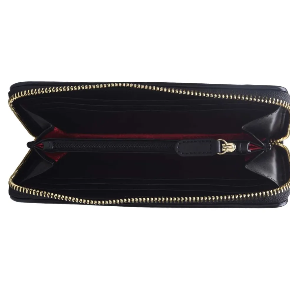 Love Moschino Quilted Logo Zipped Purse in Black