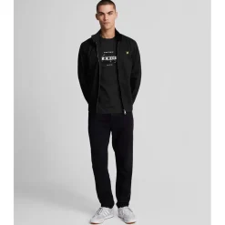 Lyle And Scott Anatomy Of Type Graphic T-Shirt in Black