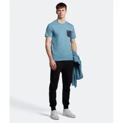 Lyle And Scott Contrast Pocket T-Shirt in Blue
