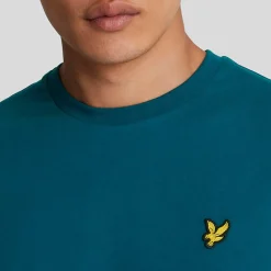 Lyle And Scott Football For All Graphic T-Shirt in Navy