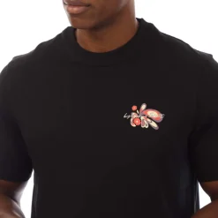 Lyle And Scott Graphic T-Shirt in Black