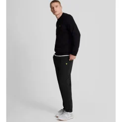 Lyle And Scott Pintuck Interlock Sweatpants in Black