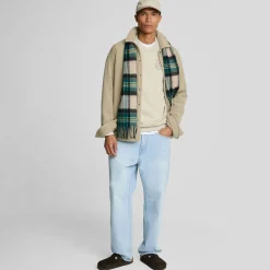 Lyle And Scott Stamp Crewneck Sweatshirt in Cream