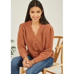 Mela London London City V-Neck Cable Knit Sweater in Brown