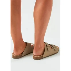 Missy Empire Croc Effect Sandals in Beige