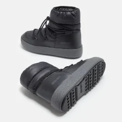 Moon Boot Track Snowboarding Boots in Black