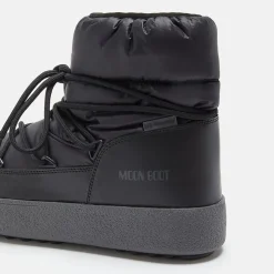 Moon Boot Track Snowboarding Boots in Black